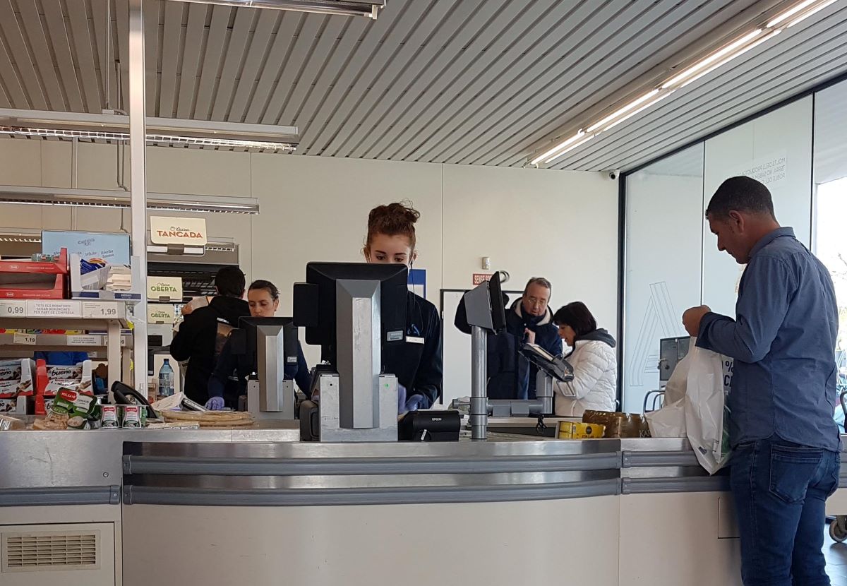 «Nos estamos jugando la vida para que la gente pueda comer»