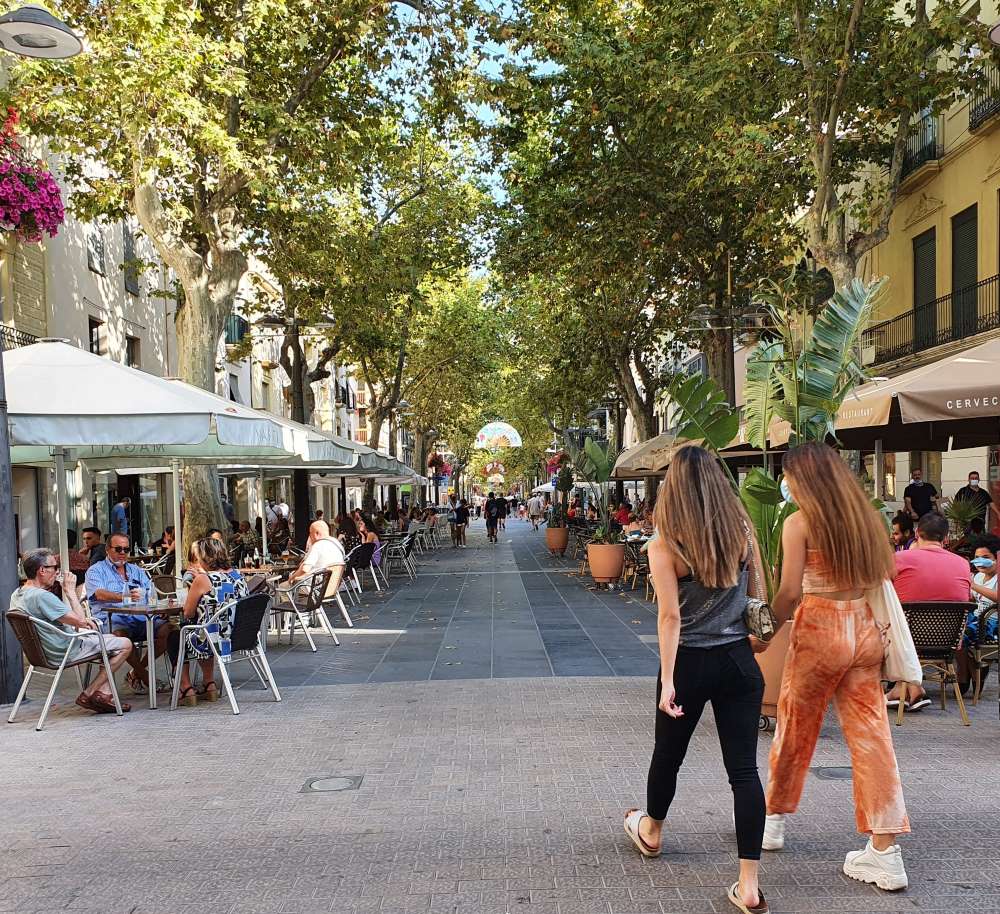 Se doblan los contagios de coronavirus en Vilanova: botellones y fiestas privadas en el punto de mira del Ayuntamiento