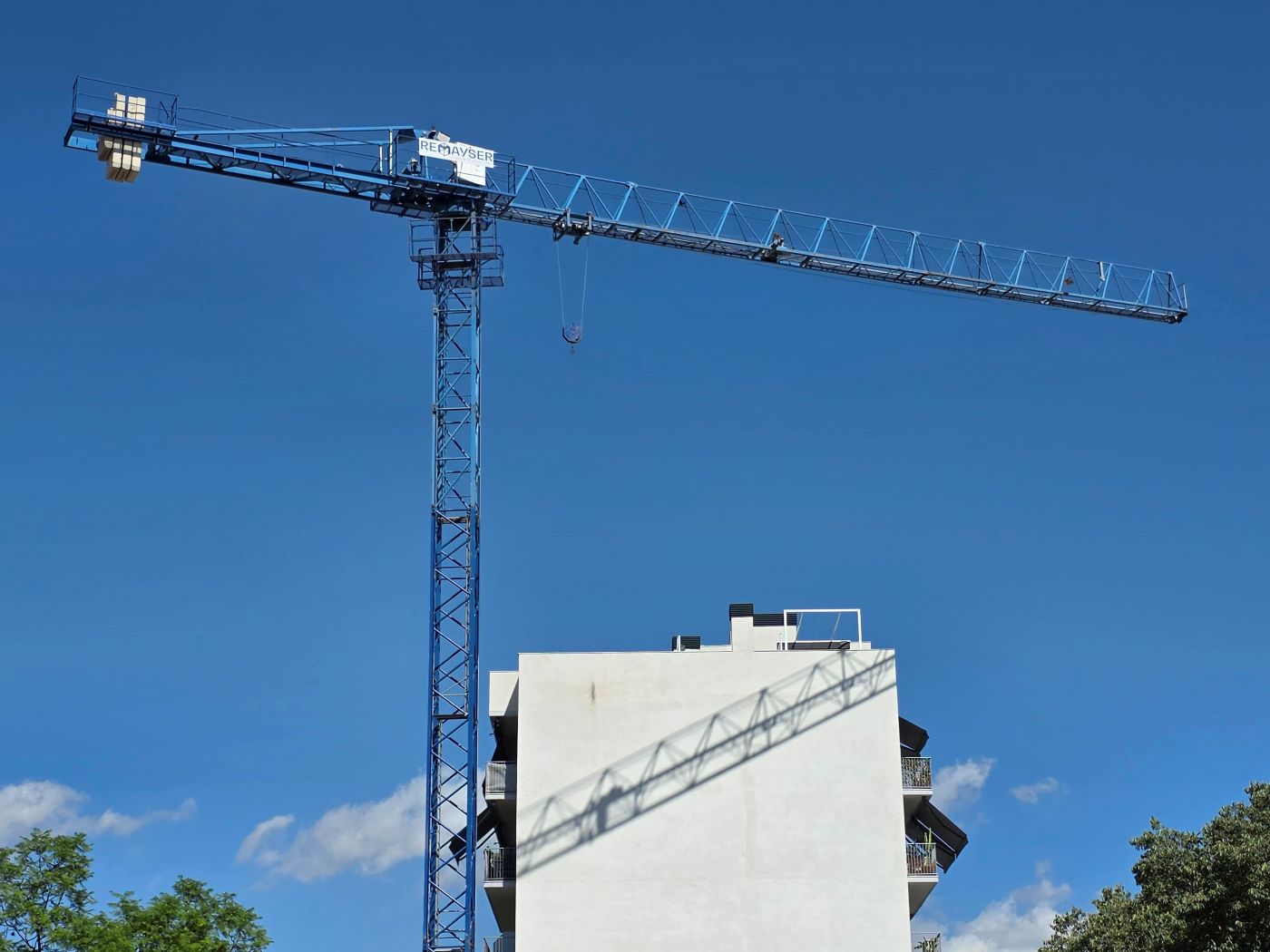 La manca d’habitatge a Vilanova empeny els veïns cap a Cubelles, les Roquetes o Cunit